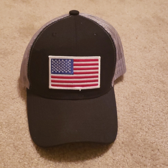 Hat - Picture 1 of 4